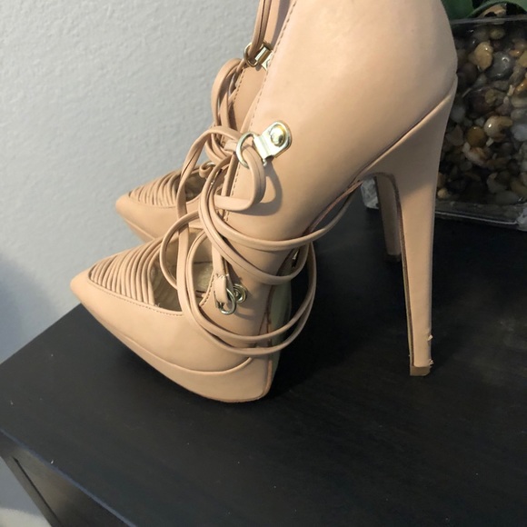 Bebé Heels - Picture 8 of 8